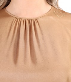 Elegant viscose satin blouse