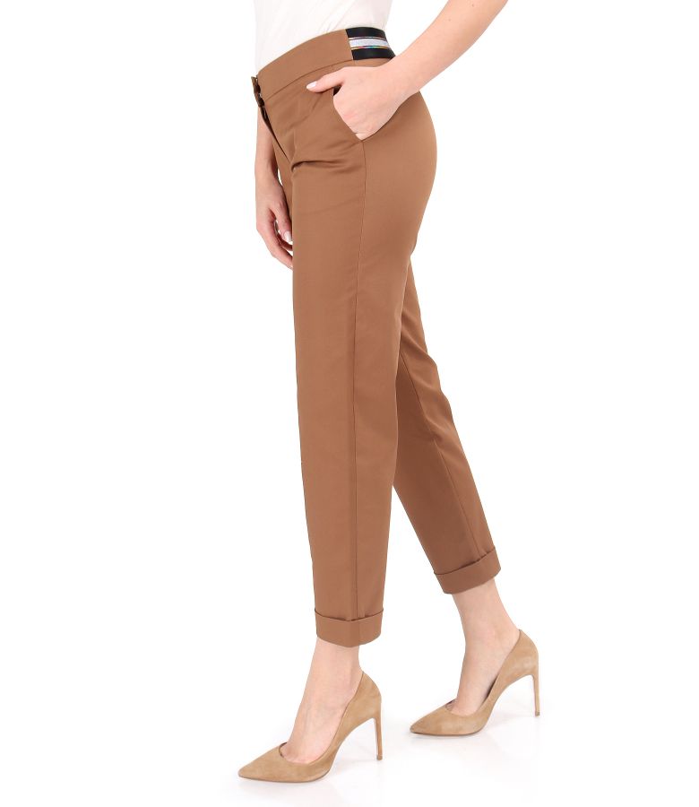 Elastic cotton pants with front pockets