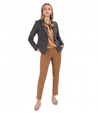 Office outfit with elastic fabric jacket and pants