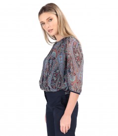 Casual veil blouse with pleats at the decolletage