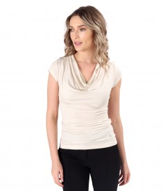 Elastic jersey t-shirt with folds