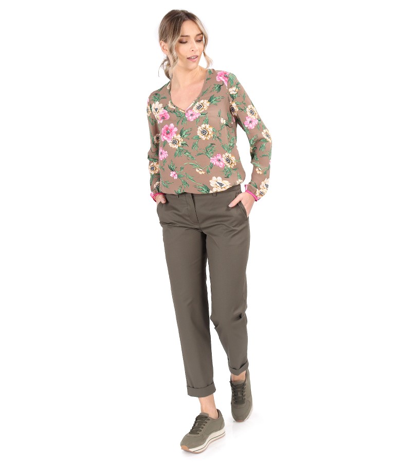 Casual outfit with cotton pants and printed viscose blouse