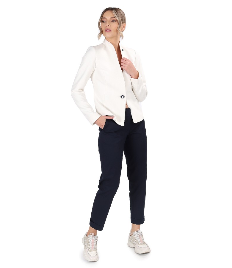 Casual outfit with jacket and cotton pants