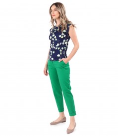 Casual outfit with stretch cotton trousers and digital print jersey blouse