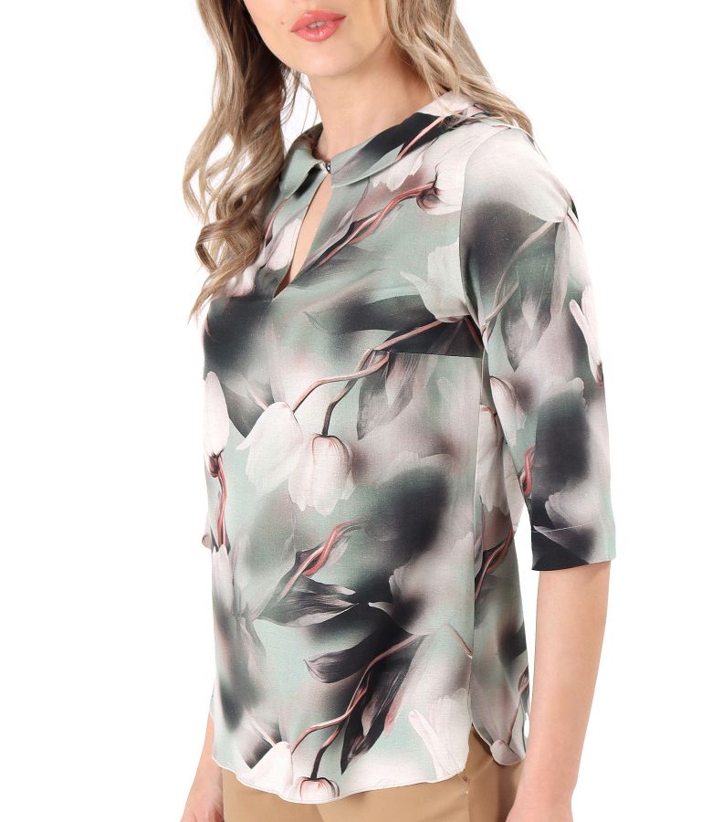 Elegant blouse made of viscose with linen