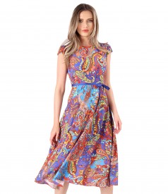 Elegant viscose dress printed with paisley motifs