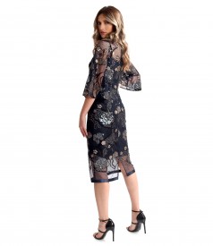 Evening dress with wide lace sleeves with sequins