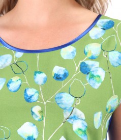 Blouse with front made of viscose printed with flowers