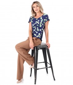 Casual pants made of tencel with linen and printed viscose blouse