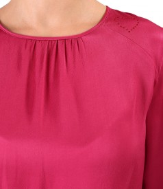 Elegant viscose satin blouse