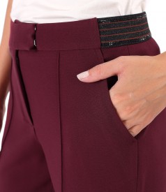 Ankle pants made of elastic fabric