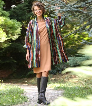 Oversized jacket with flared dress made of elastic fabric