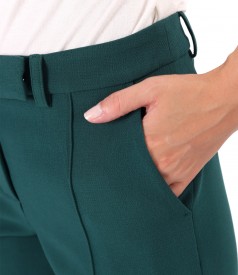 Ankle pants made of elastic fabric