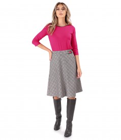 Checkered skirt with elastic jersey blouse