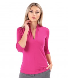 Jersey t-shirt with deep neckline