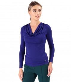 Elastic jersey blouse with pleated neckline