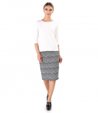 Office outfit with jersey blouse and checkered tapered skirt