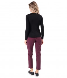 Ankle pants with elastic jersey blouse with pleated neckline