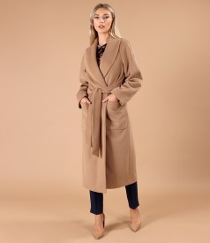 Midi overcoat made of thick fabric