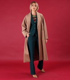 Midi overcoat made of thick fabric