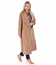 Midi overcoat made of thick fabric