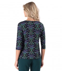 Elastic jersey blouse printed with floral motifs