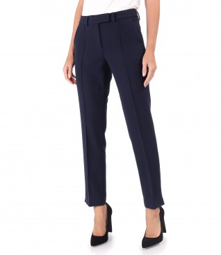 Ankle pants made of thick elastic fabric