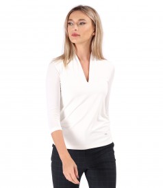 Jersey t-shirt with deep neckline