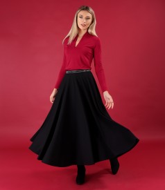 Long skirt with elastic jersey blouse