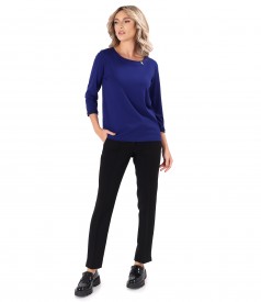 Elastic jersey blouse with pants with a stripe on the front