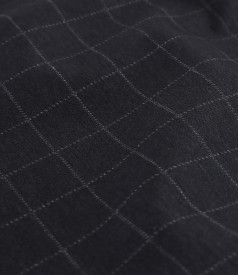 Ankle pants made of thick checkered fabric