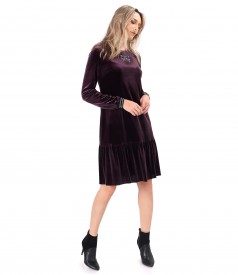 Elastic velvet dress with crystal at the neckline