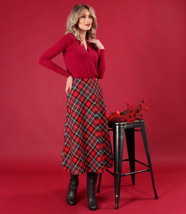 Plaid midi skirt with jersey blouse