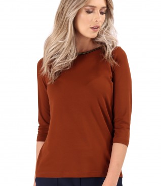 Elegant elastic jersey blouse with 3/4 sleeves