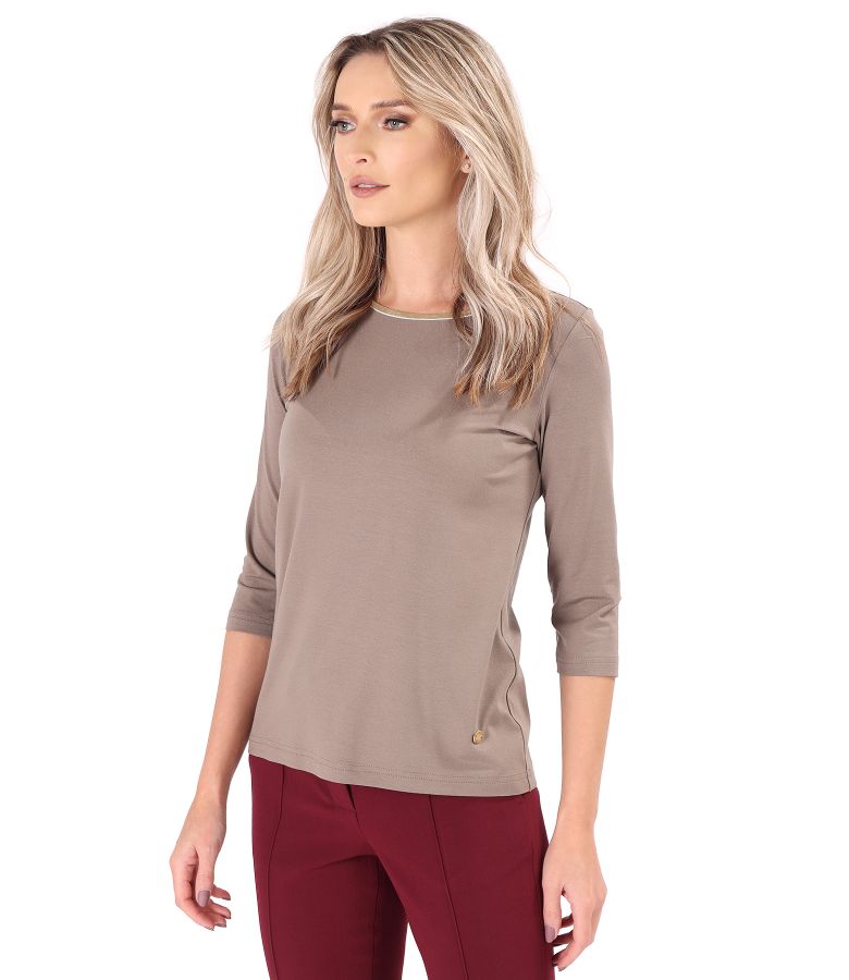 Elegant elastic jersey blouse with 3/4 sleeves