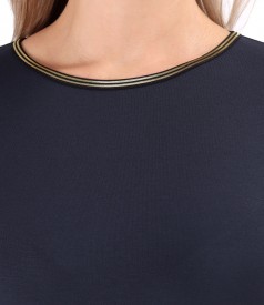 Elegant elastic jersey blouse with 3/4 sleeves