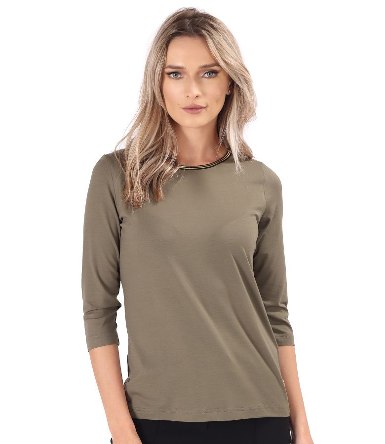 Elegant elastic jersey blouse with 3/4 sleeves