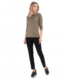 Elegant elastic jersey blouse with 3/4 sleeves