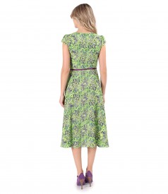 Elegant viscose dress printed with floral motifs