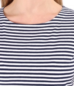 Elastic cotton blouse printed with stripes