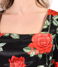 Elegant midi dress in elastic satin with roses