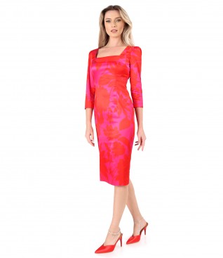 Elegant midi dress in elastic satin with floral motifs