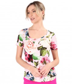 Elastic jersey blouse printed with floral motifs