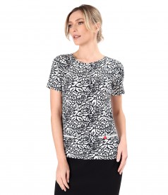 Elastic viscose jersey blouse printed with floral motifs