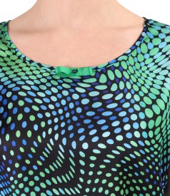 Elegant satin blouse printed with geometric motifs