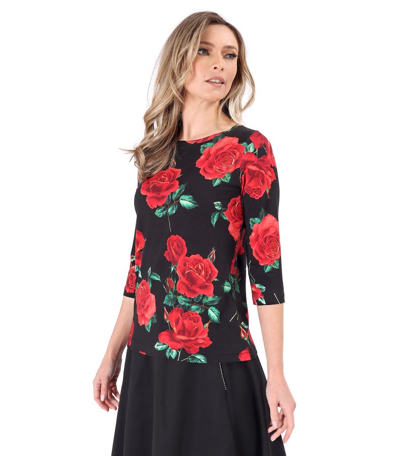 Elastic jersey blouse printed with floral motifs