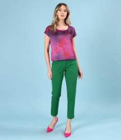 Elegant satin blouse printed with geometric motifs