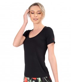 Elastic jersey blouse with round neckline