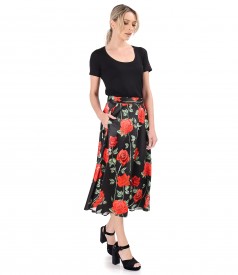 Elastic jersey blouse with satin midi skirt printed with roses