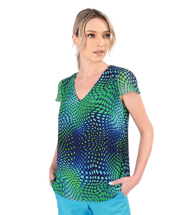 Elegant veil blouse printed with geometric motifs